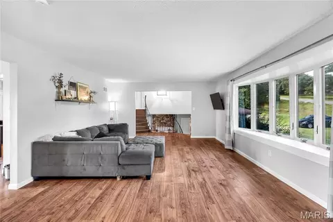 Living - 2850 Meyer Rd, Festus, MO 63028 photo 1 of 3