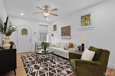 Living - 3953 Eiler St, Saint Louis, MO 63116 photo 2 of 2