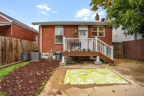 Exterior - 3953 Eiler St, Saint Louis, MO 63116 photo 3 of 4