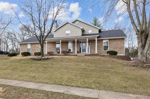 1956 Woodland Ct, Wentzville, MO 63385