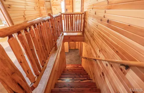 Entry Way - 6246 W Highway 32, Salem, MO 65560 photo 3 of 7