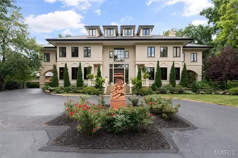 441 Park Rd, Webster Groves, MO 63119