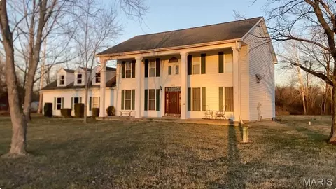 5450 Dutch Creek Rd, Cedar Hill, MO 63016