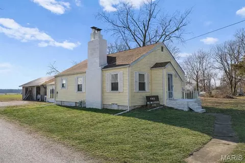 620 E Reily St, Marissa, IL 62257