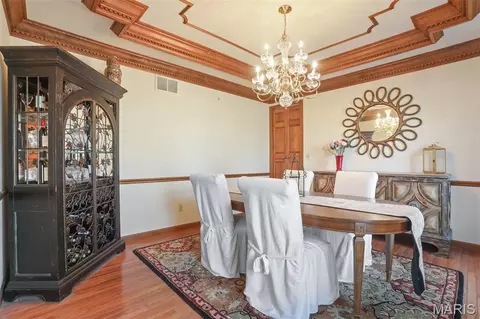 Dining - 6 River Bluff Ct, Augusta, MO 63332 photo 1 of 3