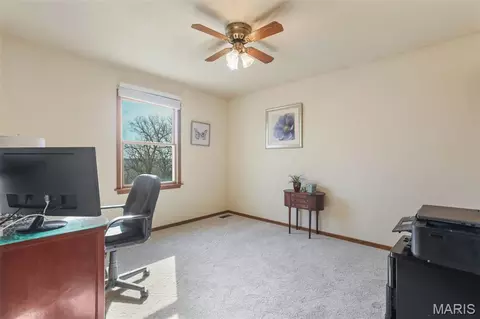 Bedroom - 6 River Bluff Ct, Augusta, MO 63332 photo 1 of 5