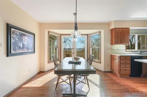 Dining - 6 River Bluff Ct, Augusta, MO 63332 photo 3 of 3