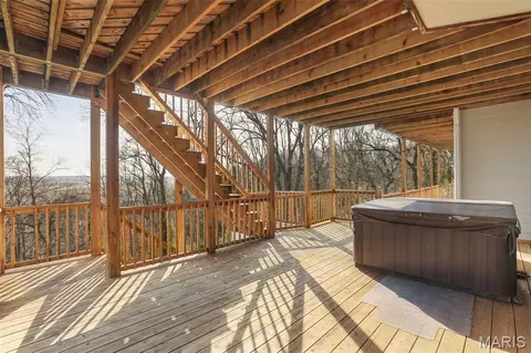 Exterior - 6 River Bluff Ct, Augusta, MO 63332 photo 8 of 9