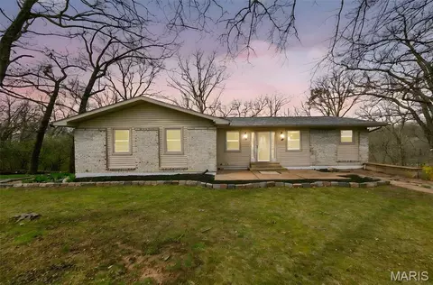 1530 1st St, Barnhart, MO 63012