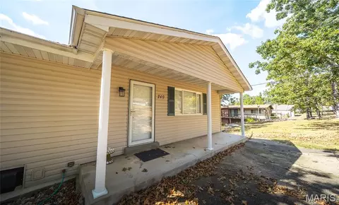 Exterior - 749 Squaw Rd, Cuba, MO 65453 photo 2 of 14