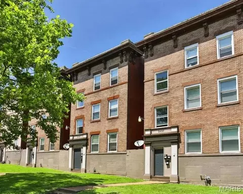 5437 Page Blvd, Saint Louis, MO 63112
