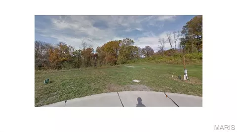 12039 Parker Estates Ct, Florissant, MO 63033