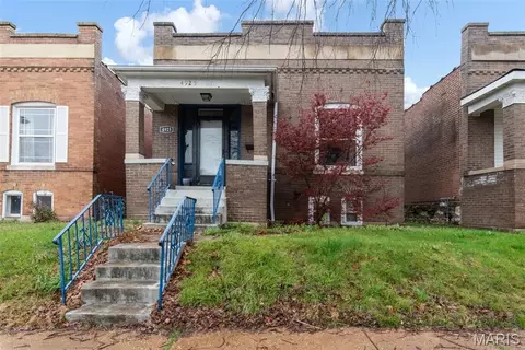 4925 Schollmeyer Ave, Saint Louis, MO 63109