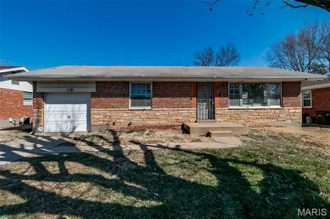 312 Ward Dr, Ferguson, MO 63135
