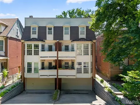4436 Mcpherson Ave #A, Saint Louis, MO 63108