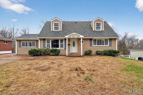 8808 Marcella Ave, Saint Louis, MO 63121