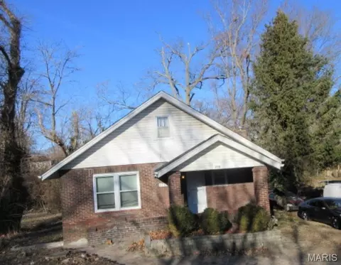 3715 Sylvan Pl, Pine Lawn, MO 63121