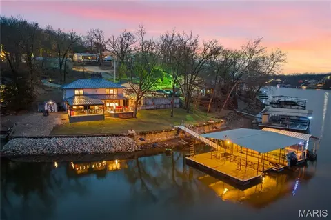 73 Snowbird Rd, Sunrise Beach, MO 65079