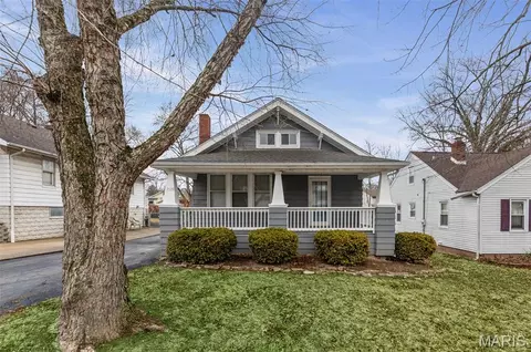3538 Berkeley Ave, Alton, IL 62002