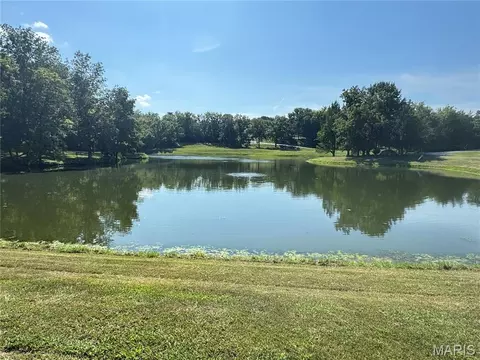 1 Lakeside Drive, Washington, MO 63090