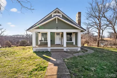 27015 Highway Yy, Lebanon, MO 65536