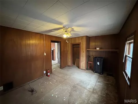 Bedroom - 11066 State Rte E, Rolla, MO 65401 photo 2 of 2