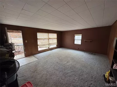 Living - 11066 State Rte E, Rolla, MO 65401 photo 2 of 2