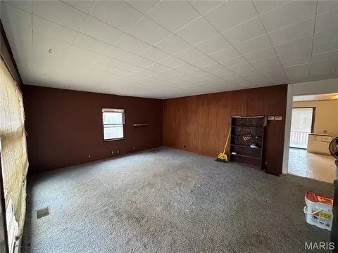 Living - 11066 State Rte E, Rolla, MO 65401 photo 1 of 2