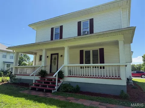 312 W Milton St, New Florence, MO 63363