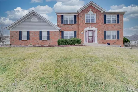 603 Royal Pine Ct, Lake Saint Louis, MO 63367