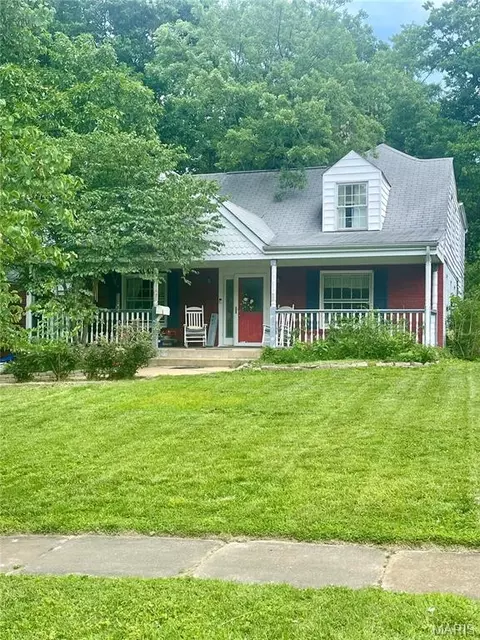 846 N Clay Ave, Kirkwood, MO 63122