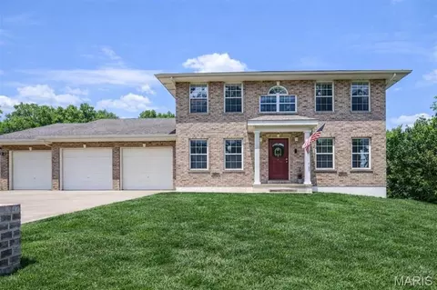208 Lafayette Cir, Waynesville, MO 65583