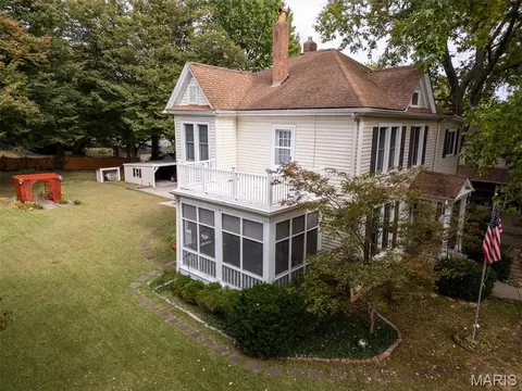 Exterior - 415 Wesley Ave, Ferguson, MO 63135 photo 5 of 13