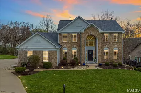 1048 Keystone Trail Dr, Wildwood, MO 63005