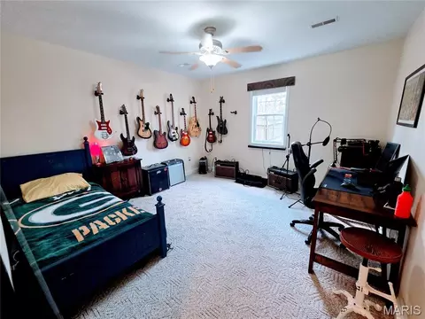 Bedroom - 10535 Limestone Ln, Rolla, MO 65401 photo 7 of 8