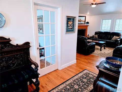 Entry Way - 10535 Limestone Ln, Rolla, MO 65401 photo 3 of 7