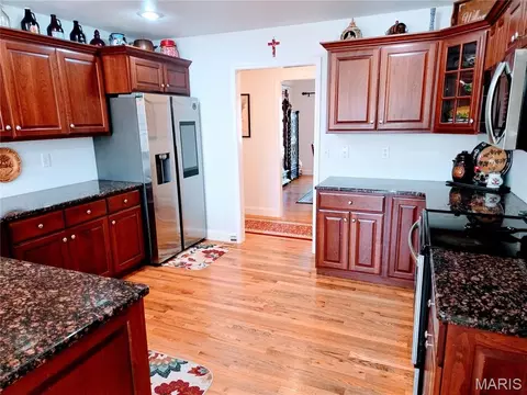 Kitchen - 10535 Limestone Ln, Rolla, MO 65401 photo 4 of 8