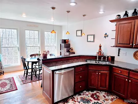 Kitchen - 10535 Limestone Ln, Rolla, MO 65401 photo 7 of 8