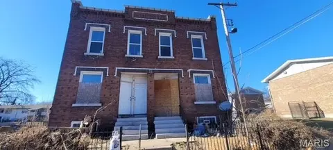 4037 Pleasant St, Saint Louis, MO 63107
