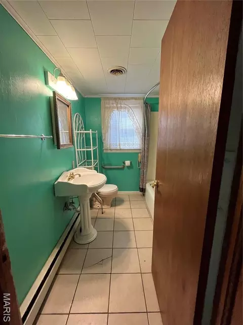 Bath - 1506 George St, Kennett, MO 63857 photo 3 of 4