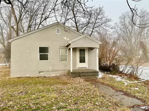 405 Branum St, Sikeston, MO 63801