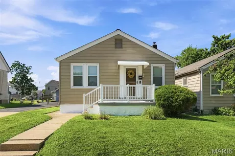 6326 Fyler Ave, Saint Louis, MO 63139