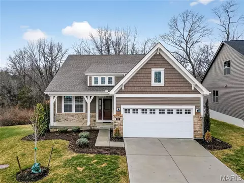 253 Cambium Ct, Wentzville, MO 63385