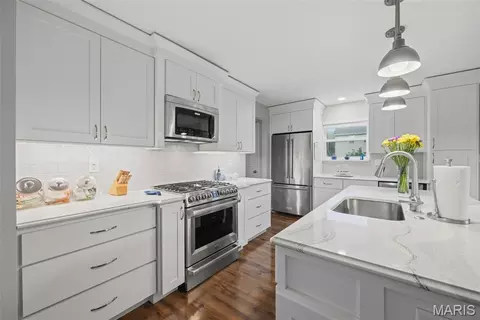 Kitchen - 1014 Maywood Dr, Eureka, MO 63025 photo 1 of 4