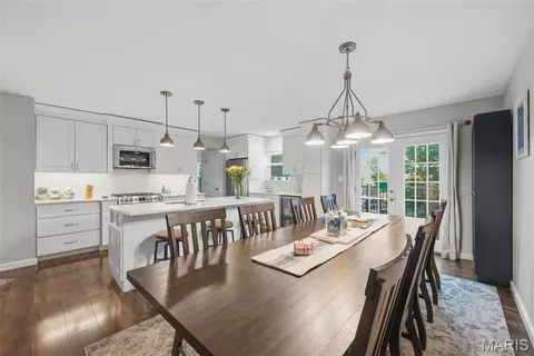 Dining - 1014 Maywood Dr, Eureka, MO 63025 photo 2 of 2