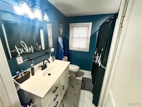Bath - 205 Ruby St, Paris, MO 65275 photo 1 of 1