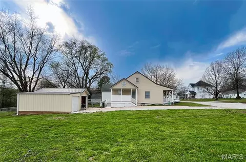Exterior - 205 Ruby St, Paris, MO 65275 photo 2 of 4