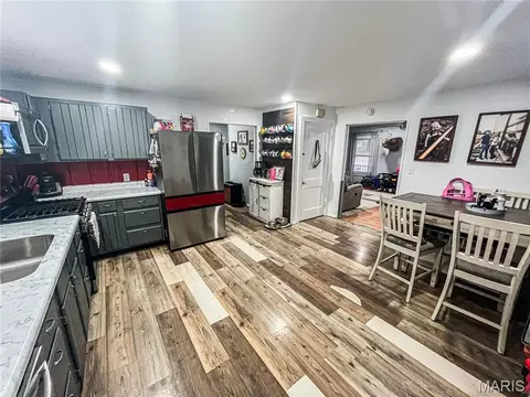 Entry Way - 205 Ruby St, Paris, MO 65275 photo 1 of 1