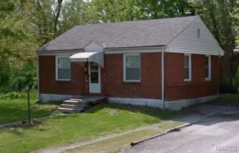 1337 N 43rd St, East St Louis, IL 62204