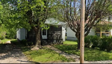 5009 Caseyville Ave, East St Louis, IL 62204